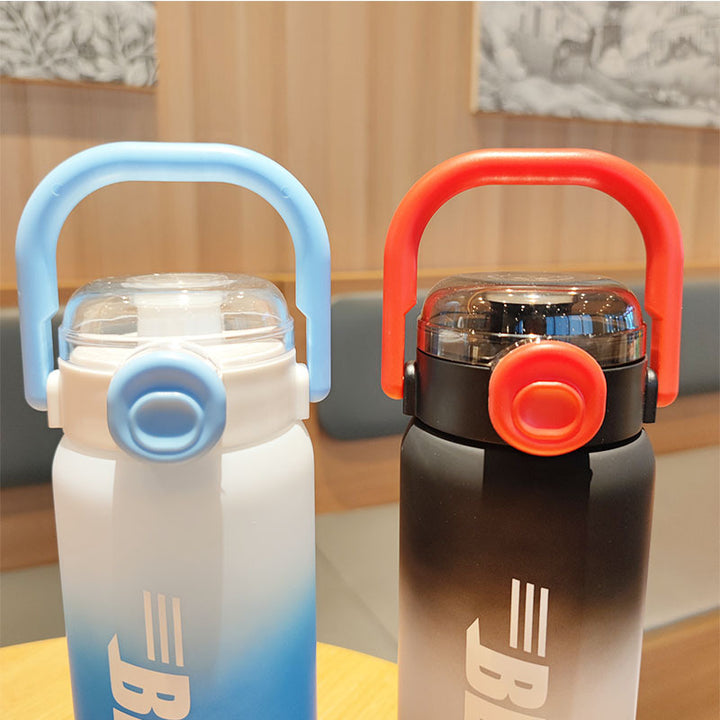 Women practical insulated water bottle with secure closure Bowlift