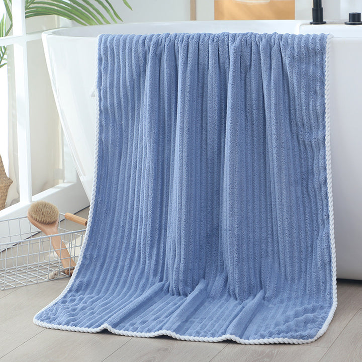 luxurious and soft towel by Bowlift