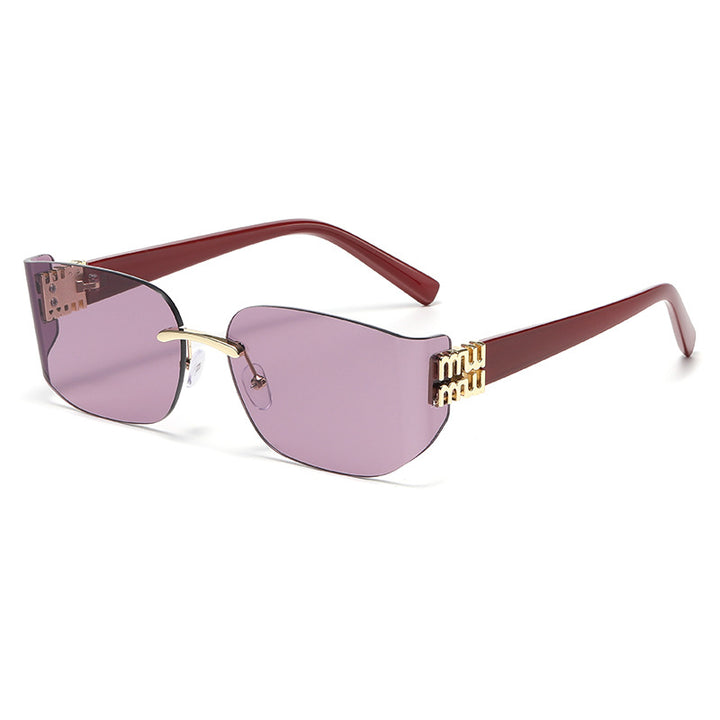 Chic Angular Frame Sunglasses