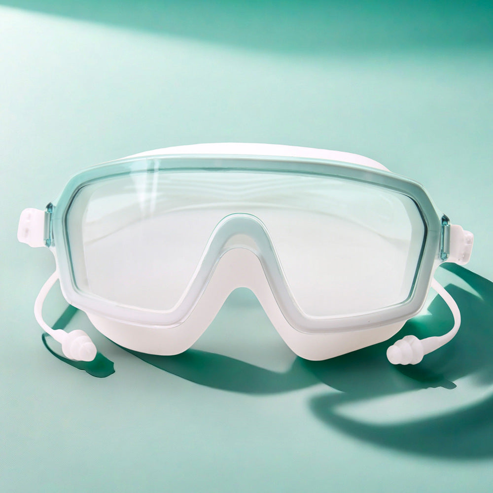 Diving mask with flexible silicone edge Bowlift
