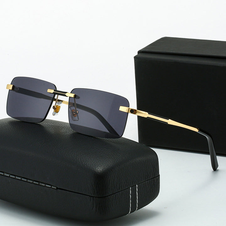 Women's sunglasses in modern rectangular design with luxurious metal elements Bowlift