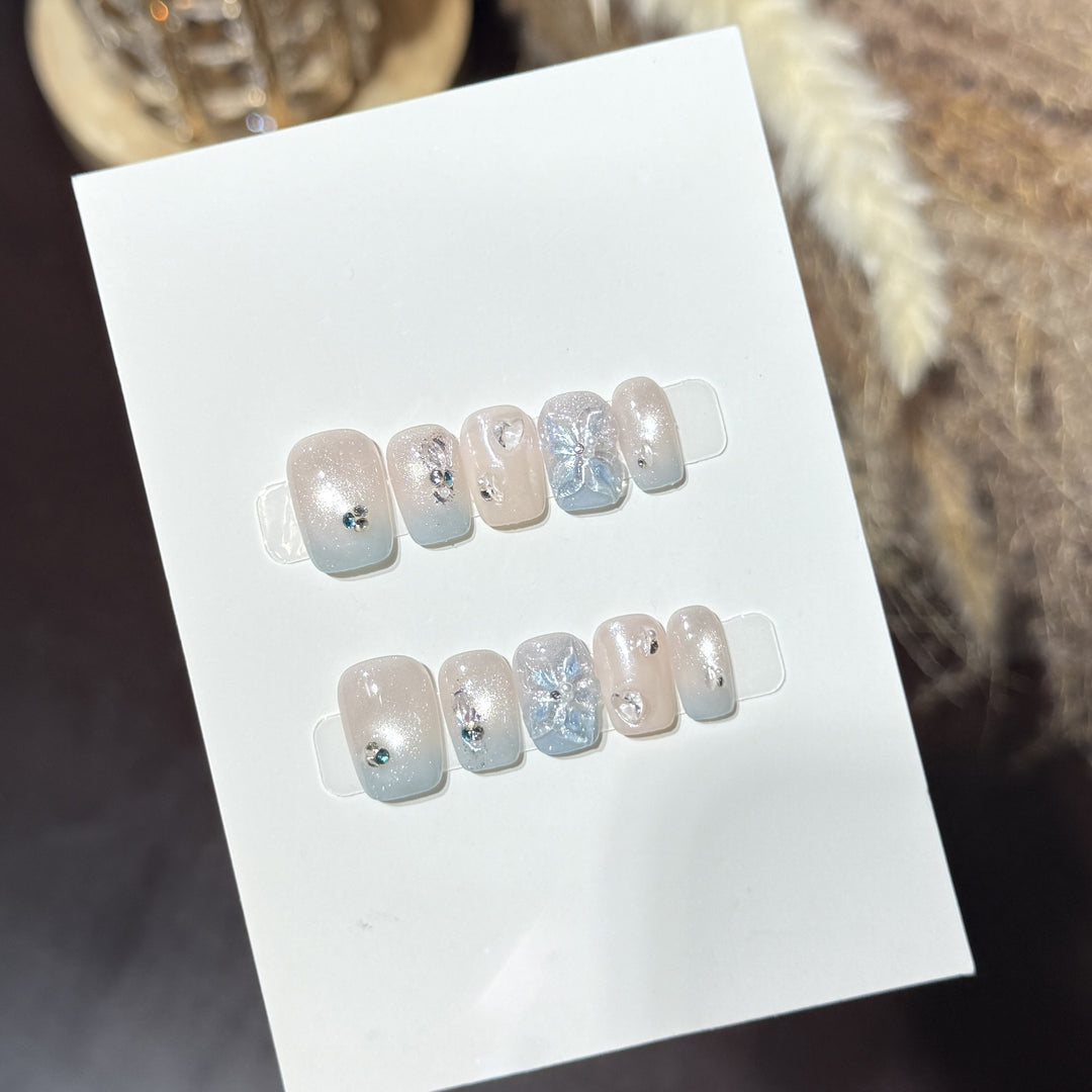 Decorative Press-On Nail Art Set with Crystal Accents Bowlift