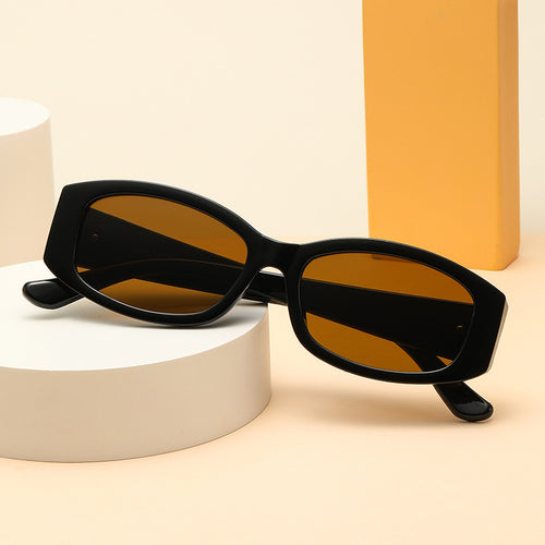 Women's modern sunglasses with unique golden frame Bowlift
