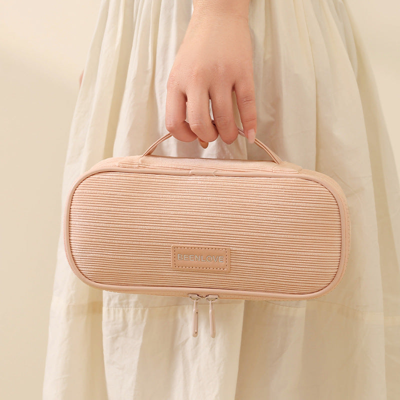 Textured Travel Makeup Case Bowlift