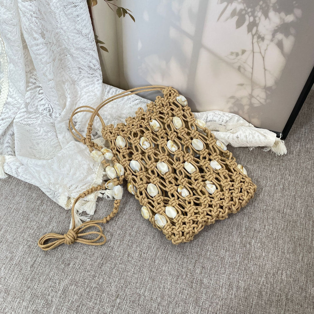 Hand-knotted shoulder bag with shells Bowlift