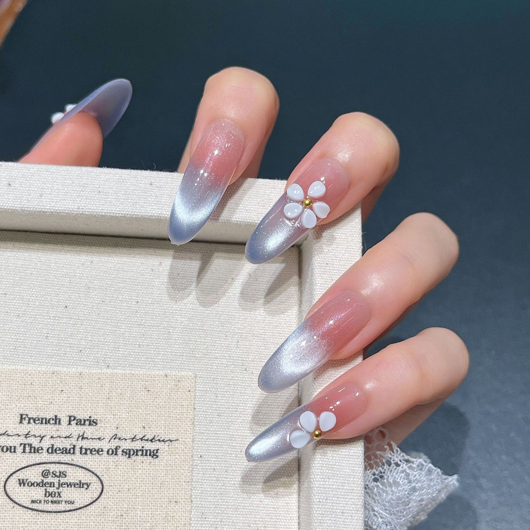 Elegant Floral 3D Press-On Nail Extensions Bowlift