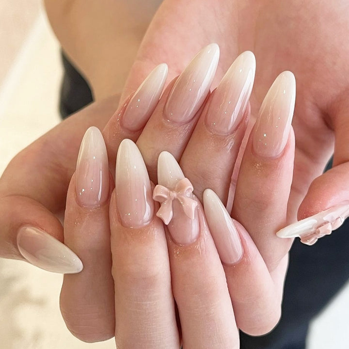 Creative Nail Art Set with Stylish Details Bowlift
