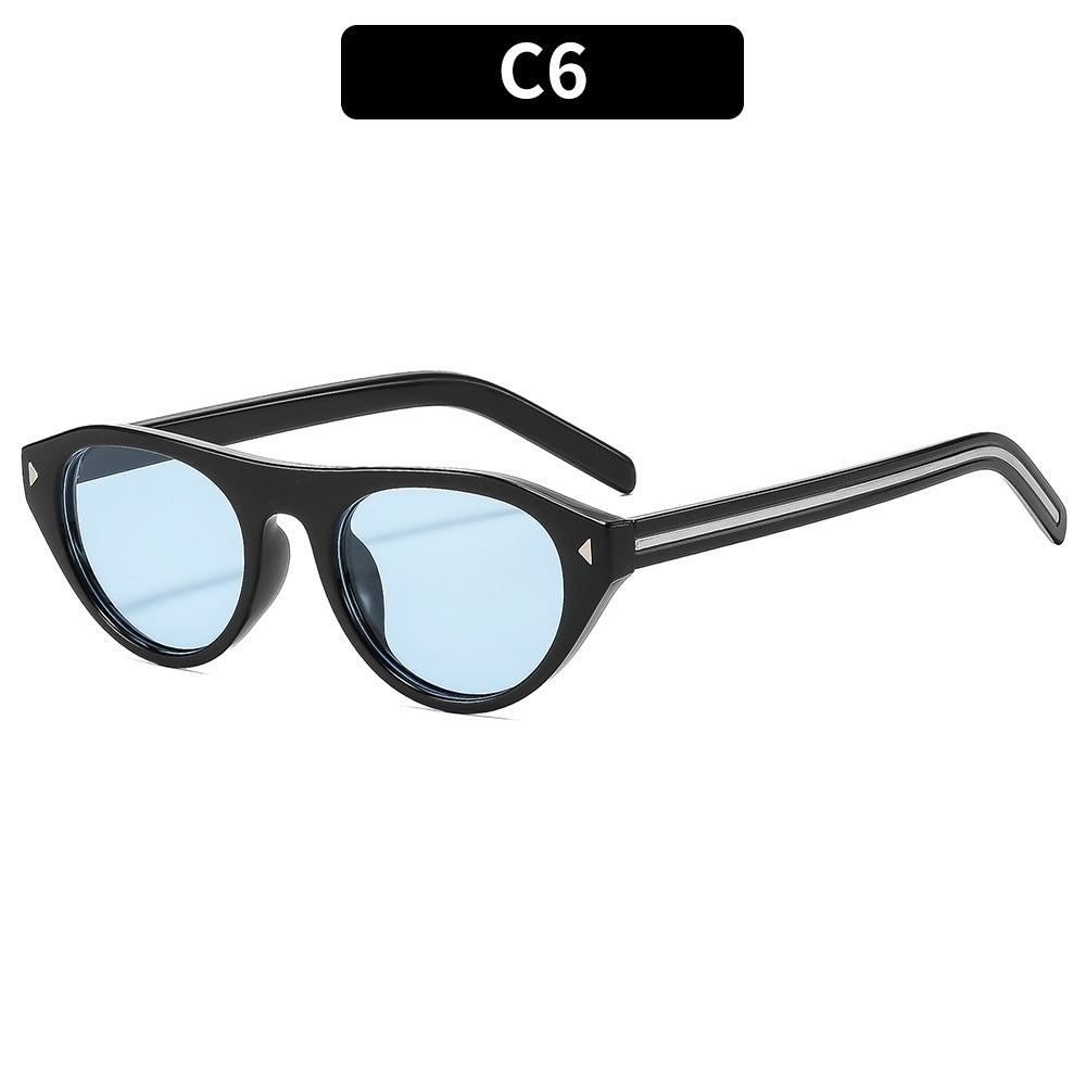 Cat-Eye Sunglasses with Stylish Accent