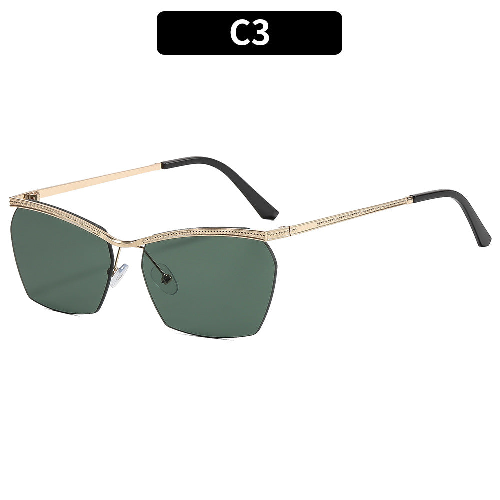 Women's Fashion Sunglasses with Delicate Frame and Gentle Gradient Bowlift