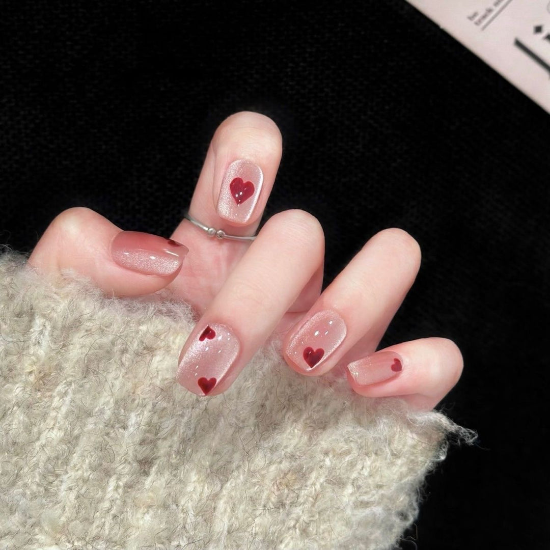 Artificial nails with elegant leopard design and glitter effects Bowlift