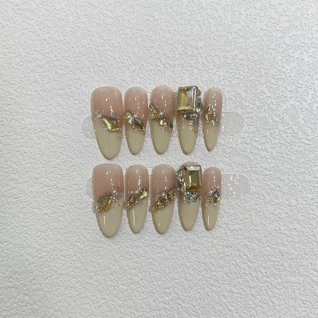 Glamorous Stiletto Press-On Nail Set with Metallic Accents Bowlift