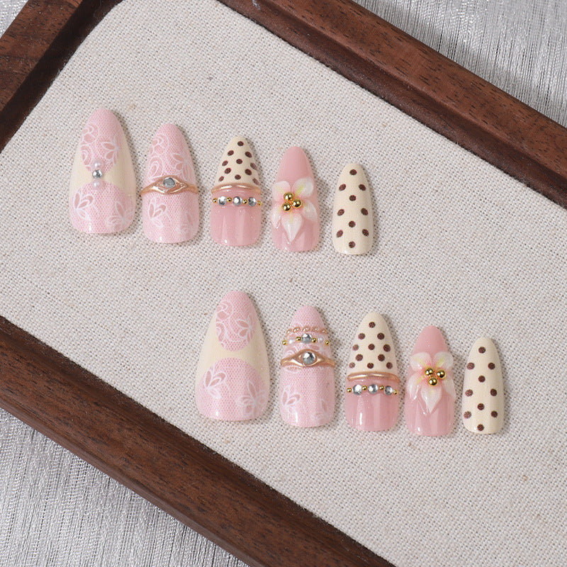 Glamorous Floral Press-On Nail Set Bowlift