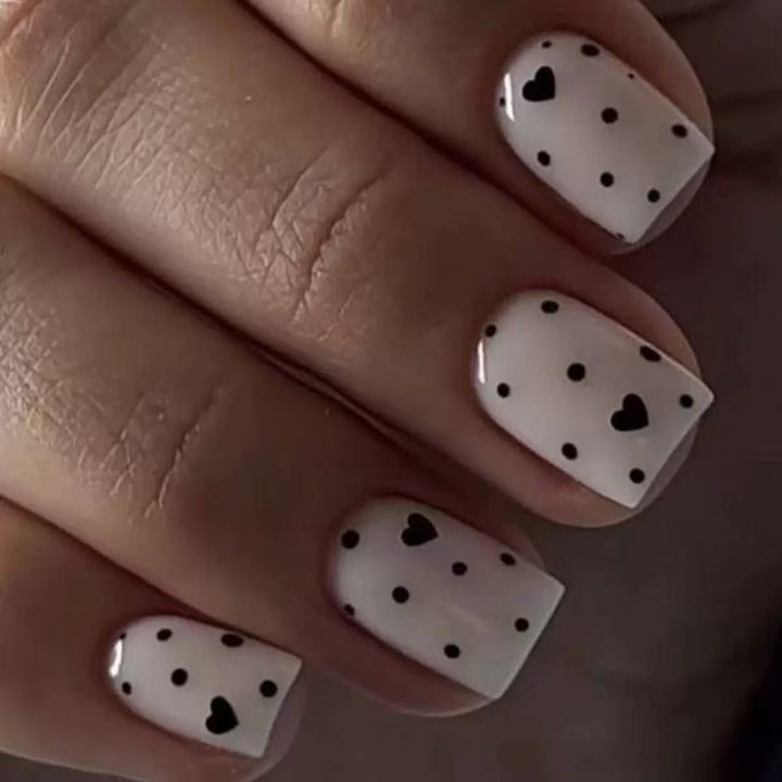 Nail art set with fashionable heart and dot design Bowlift