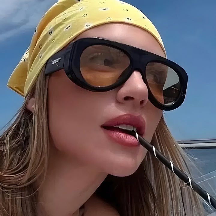 Ladies extravagant sunglasses in striking design Bowlift