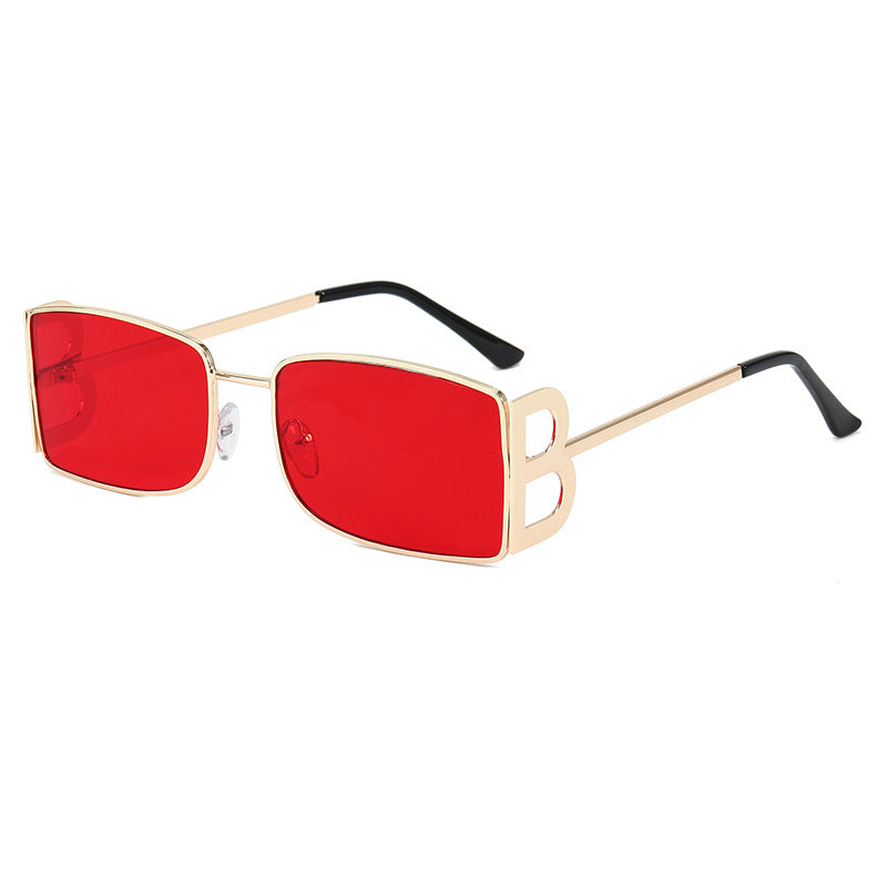Ladies Designer Sunglasses with Striking Frame Bowlift