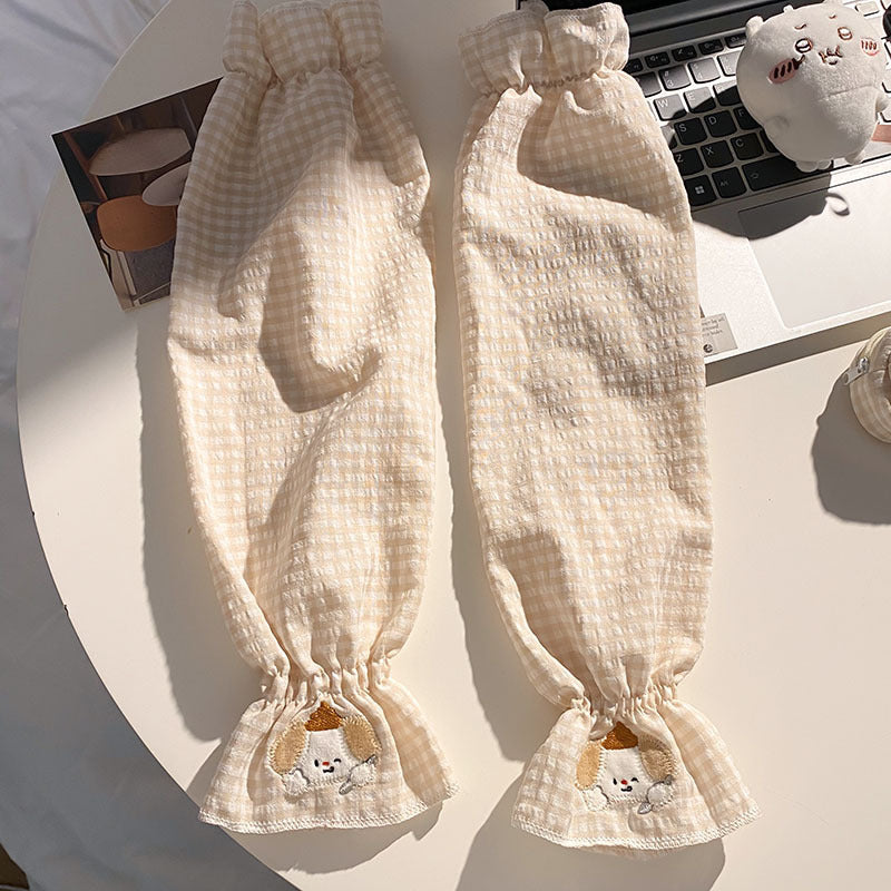 Wrist warmers with cute animal design Bowlift