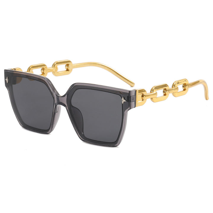 Ladies fashionable square sunglasses with luxurious accents Bowlift