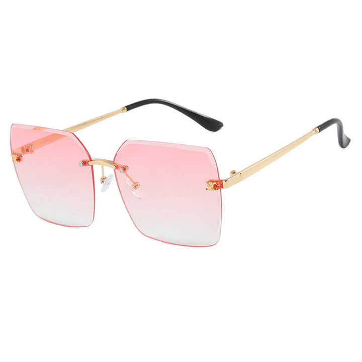 Women's square sunglasses in modern design with delicate metal frame Bowlift