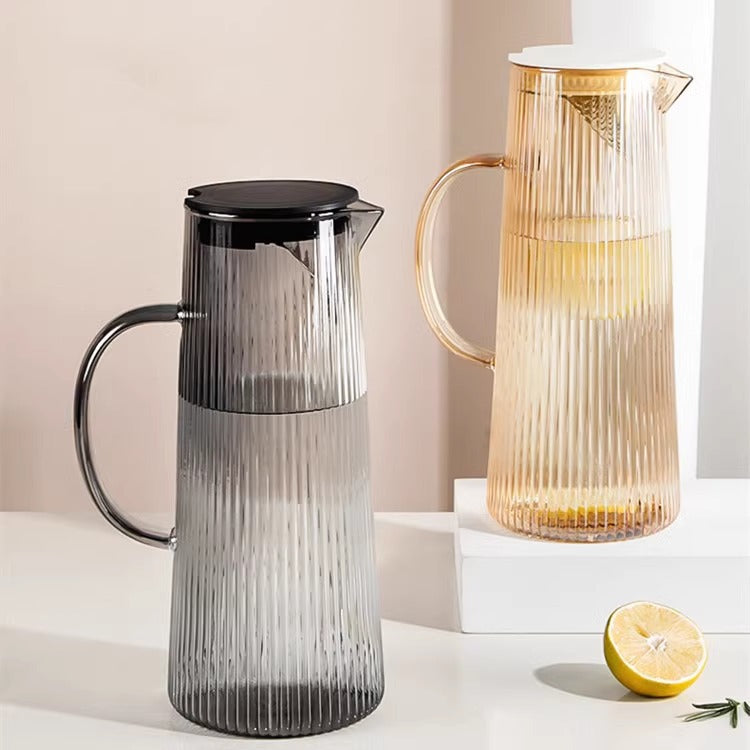 Ladies elegant glass jug with heat insulating lid Bowlift