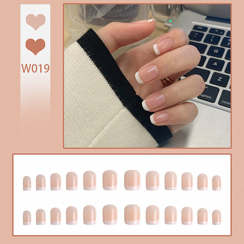 Artistic French Tip Artificial Nails Bowlift