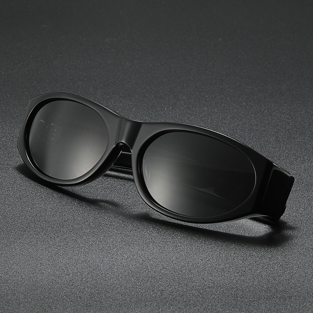 Ladies elegant fashionable sunglasses with lightweight frame Bowlift
