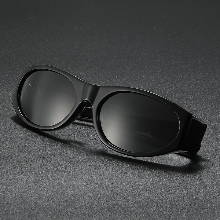 Ladies elegant fashionable sunglasses with lightweight frame Bowlift