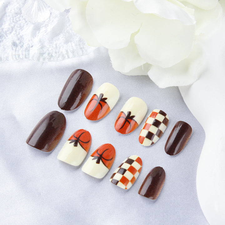 Autumn-Themed Nail Art Set Bowlift