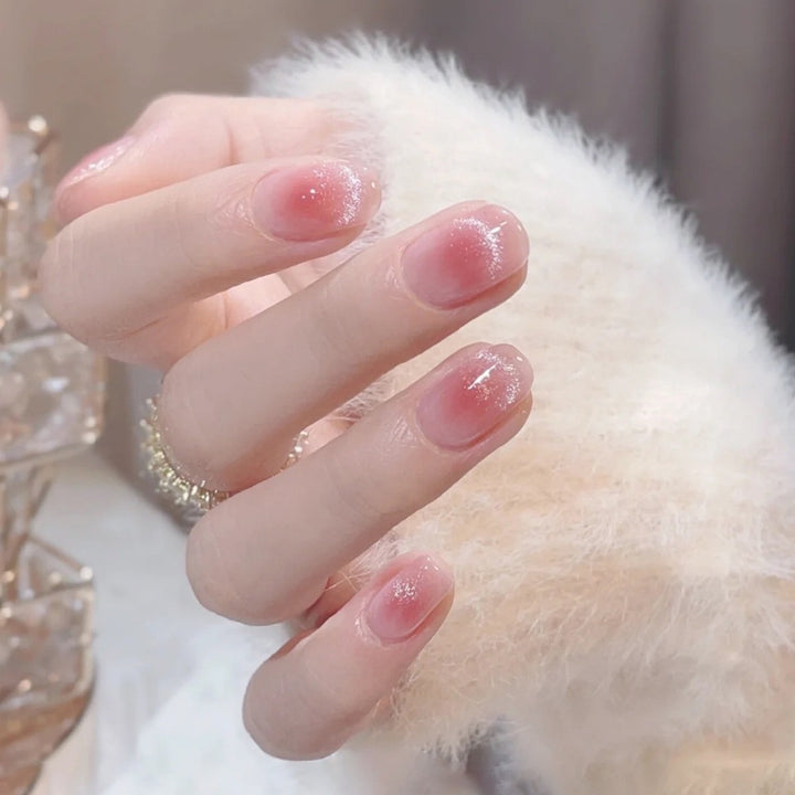 Artificial nail set with elegant glitter finish Bowlift