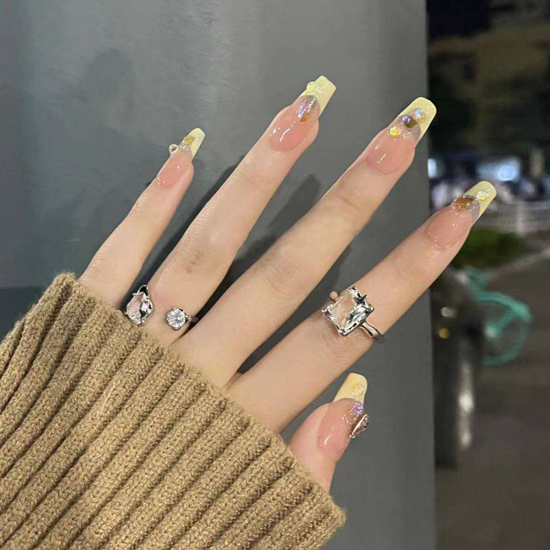 Artistic Nail Extensions Bowlift