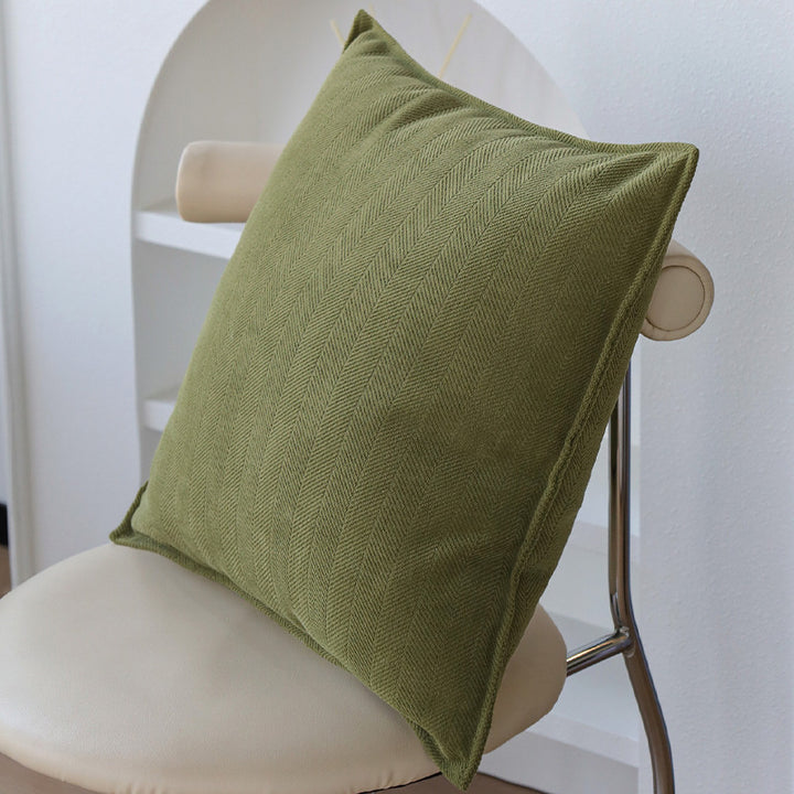 Square decorative cushion cover with textured chenille surface and concealed zipper Bowlift