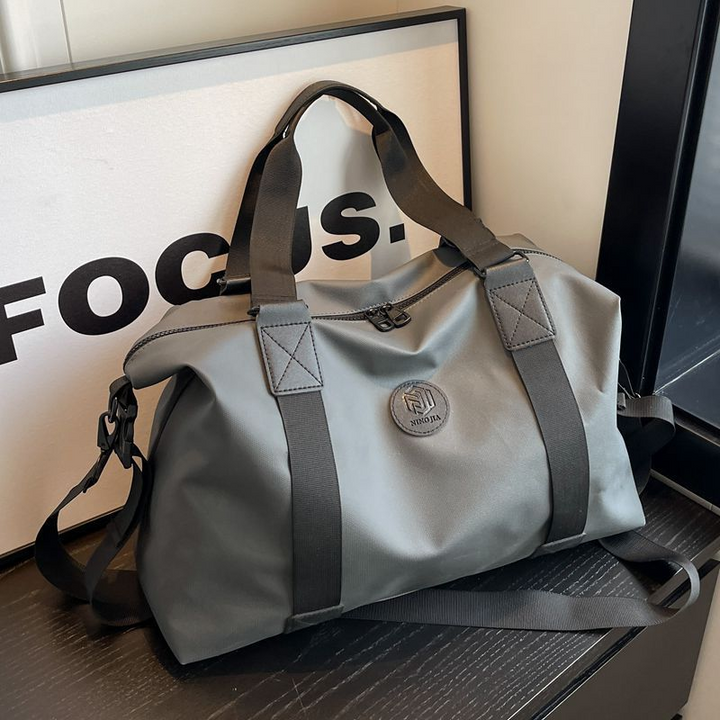 Tote bag with versatile design and spacious storage Bowlift