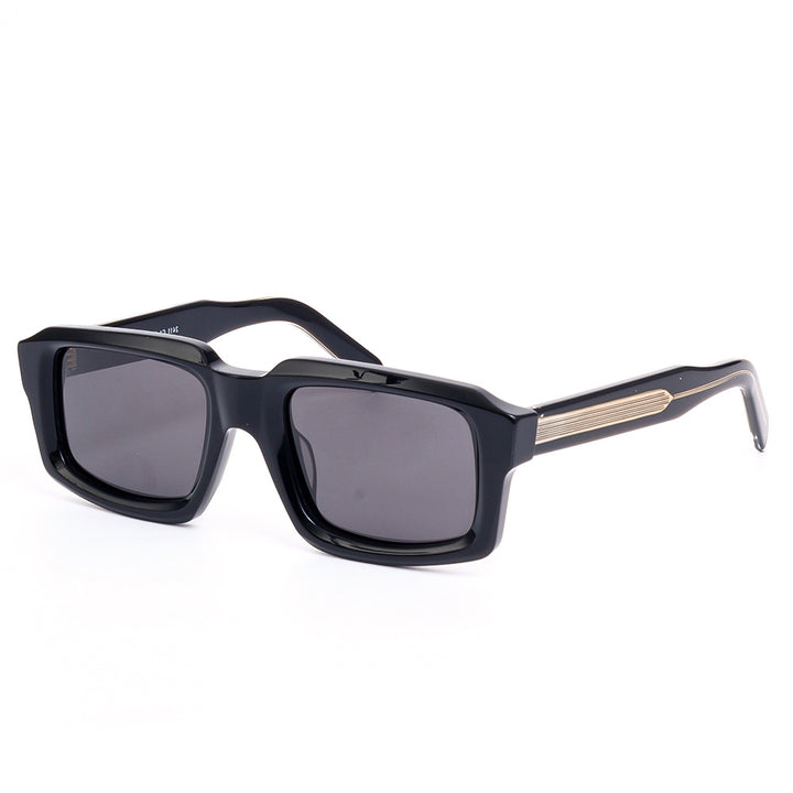 Women's sunglasses in a stylish and multifaceted design with a comfortable plastic frame Bowlift