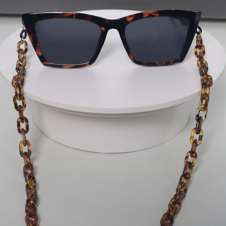 Eyewear Chain Bowlift
