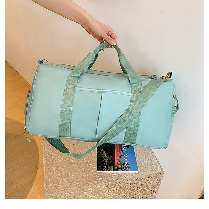 Sporty Travel Bag Bowlift