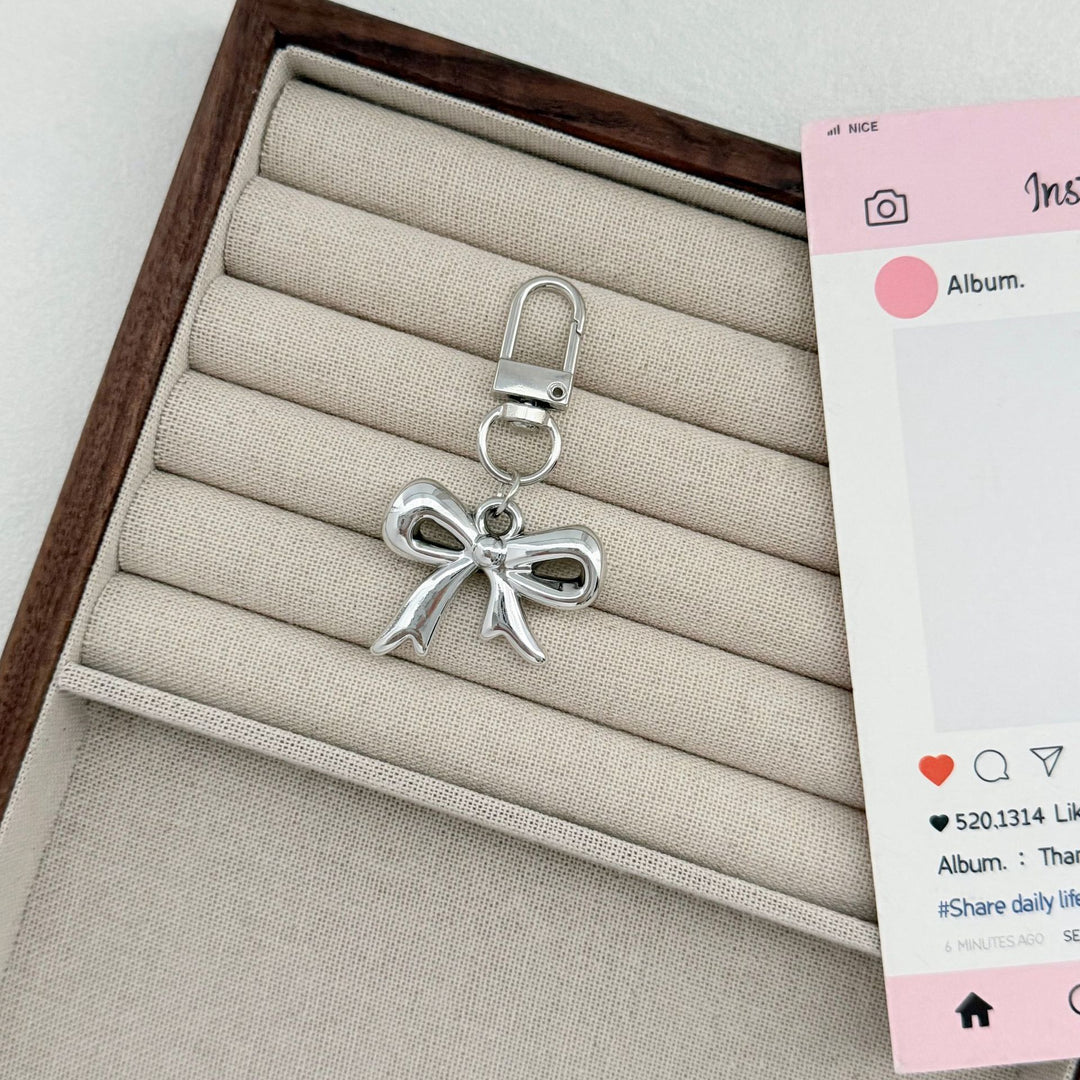 Heart-Shaped Clip-On Keychain Bowlift