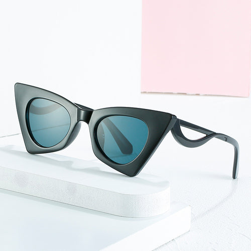 Women's Cat-Eye Sunglasses with Elegant Design Elements Bowlift