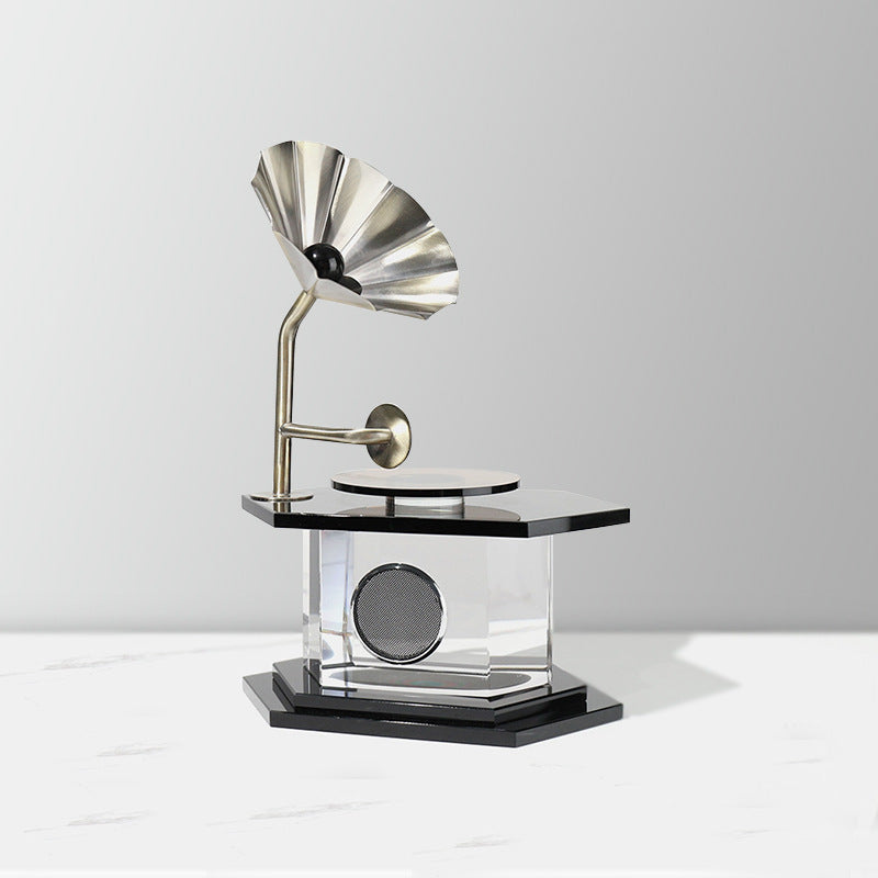 Retro-Inspired Decorative Gramophone Sculpture