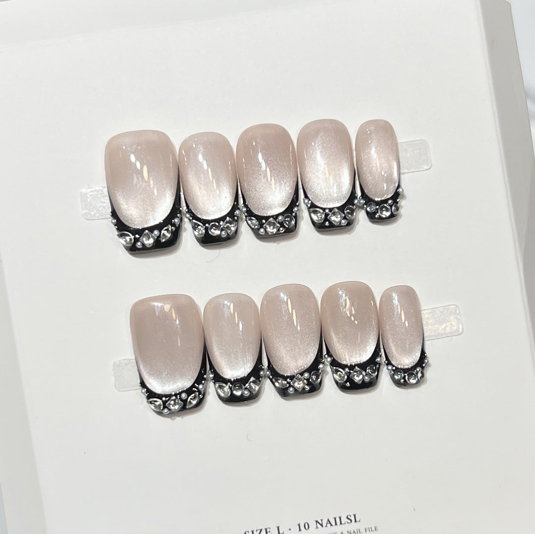 Decorative Rhinestone Tip Press-On Nails Bowlift