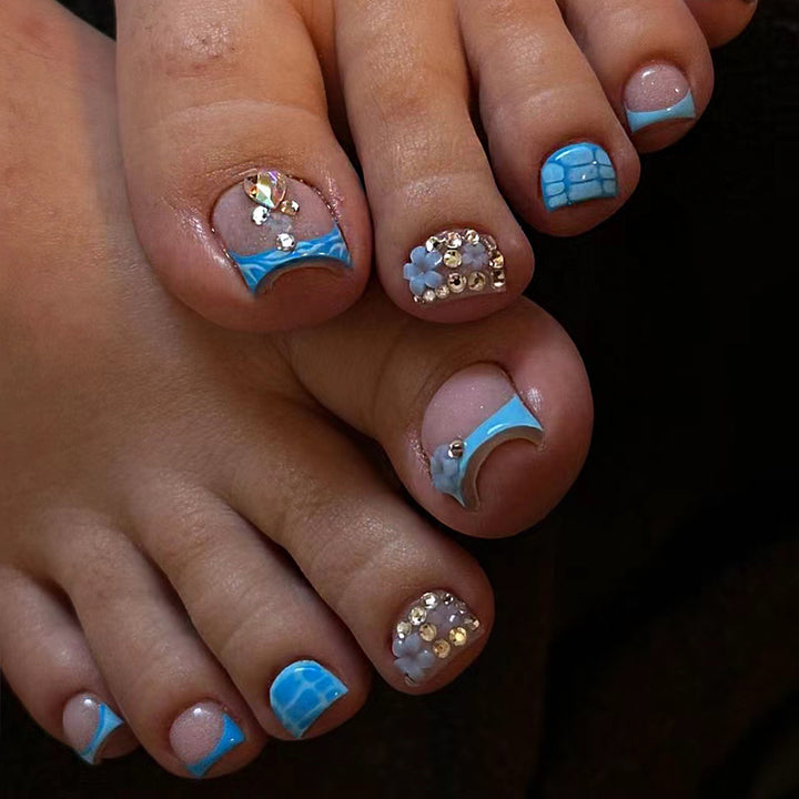 Artistic toenails with elegant design accents Bowlift