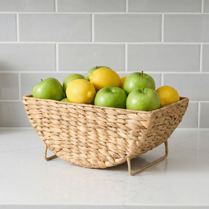 Decorative basket for storing blankets and magazines Bowlift