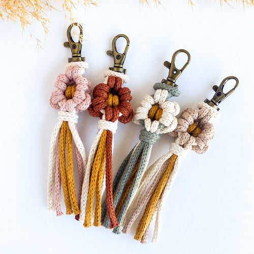 Handcrafted Macrame Flower Keychain Bowlift