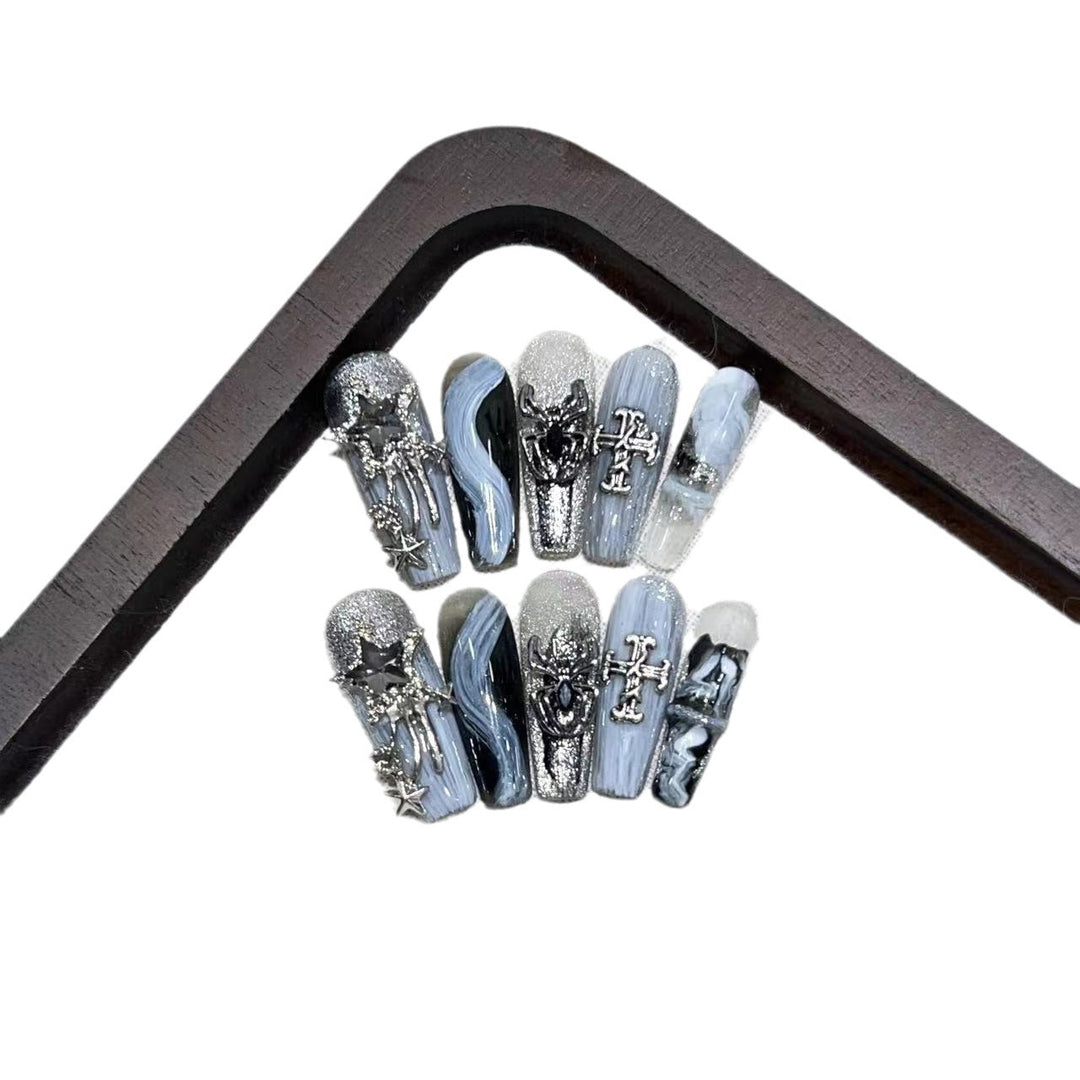 Glamorous Press-On Nail Art Set with Decorative Metallic Elements Bowlift