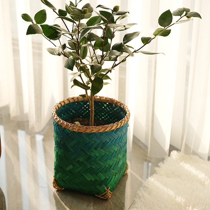 Women's square storage basket made of handwoven natural material Bowlift