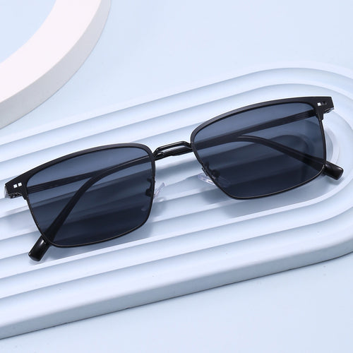 Women's elegant square glasses with fine metal frame Bowlift