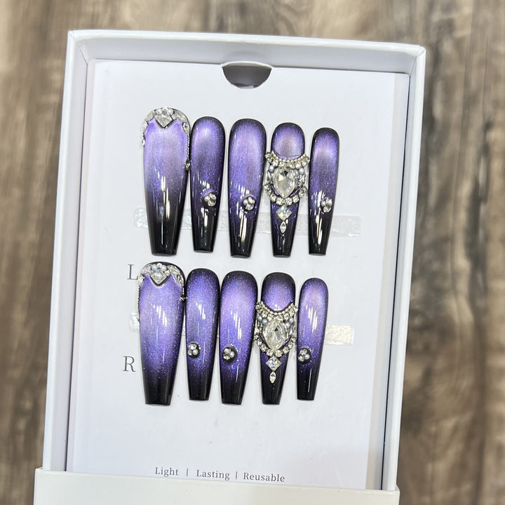 Decorative Press-On Nail Art Set with Gemstone Accents Bowlift