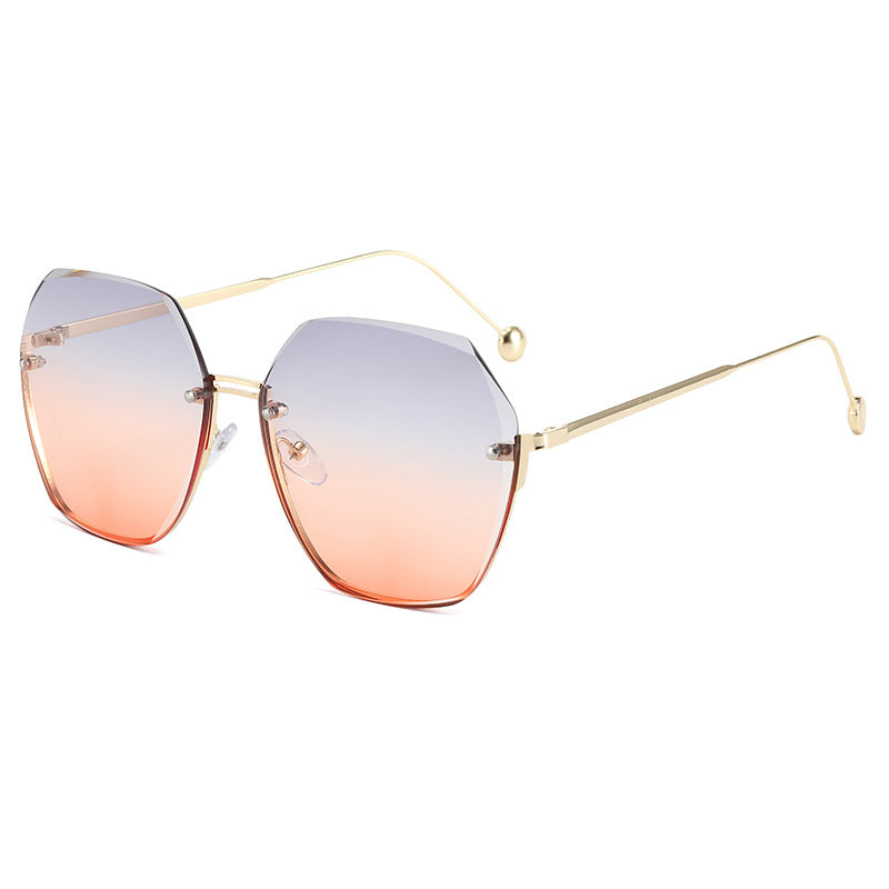 Ladies oversized sunglasses in modern hexagon style Bowlift
