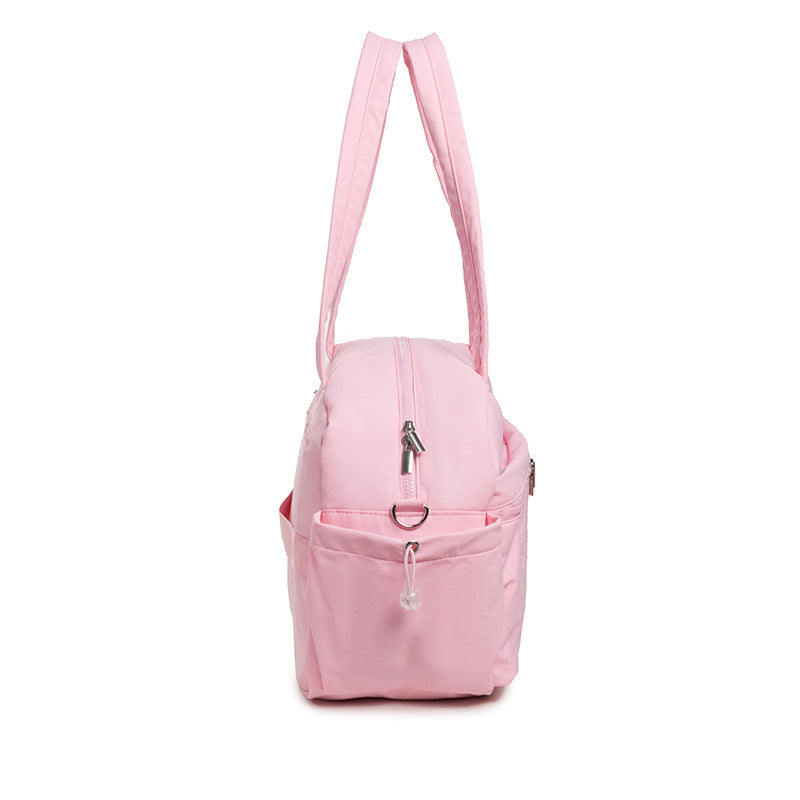 Practical and Stylish Travel Bag Bowlift