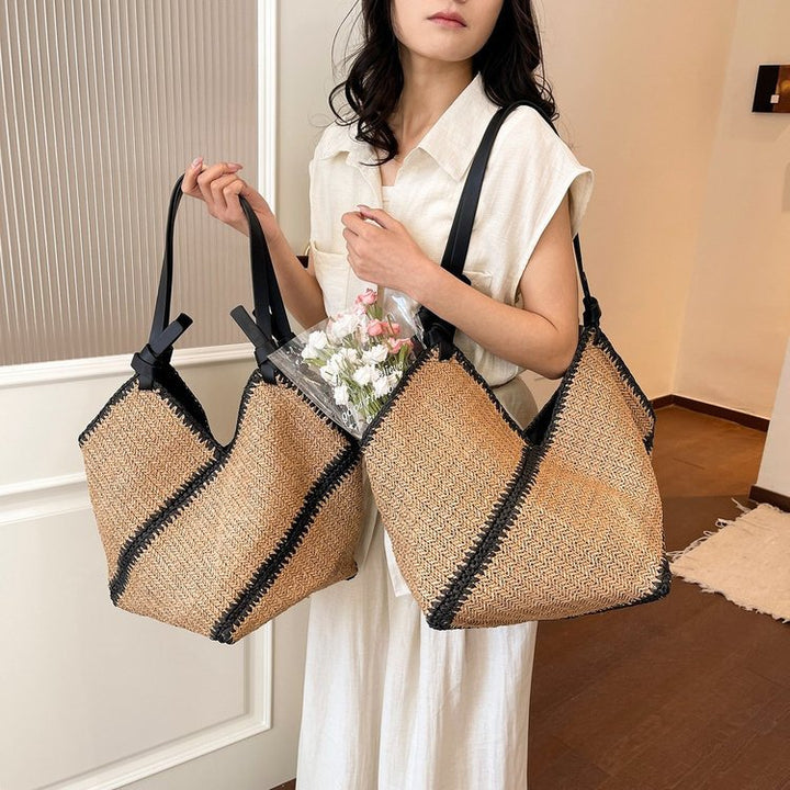 Trendy and Handmade Tote Bag Made from Natural Material Bowlift
