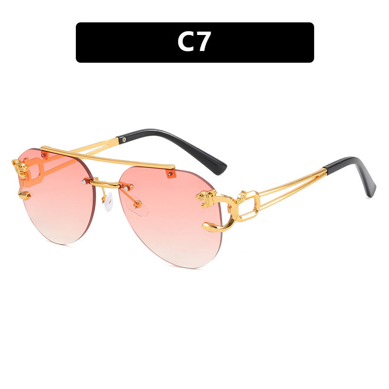 Women's unusual round sunglasses with decorative details Bowlift