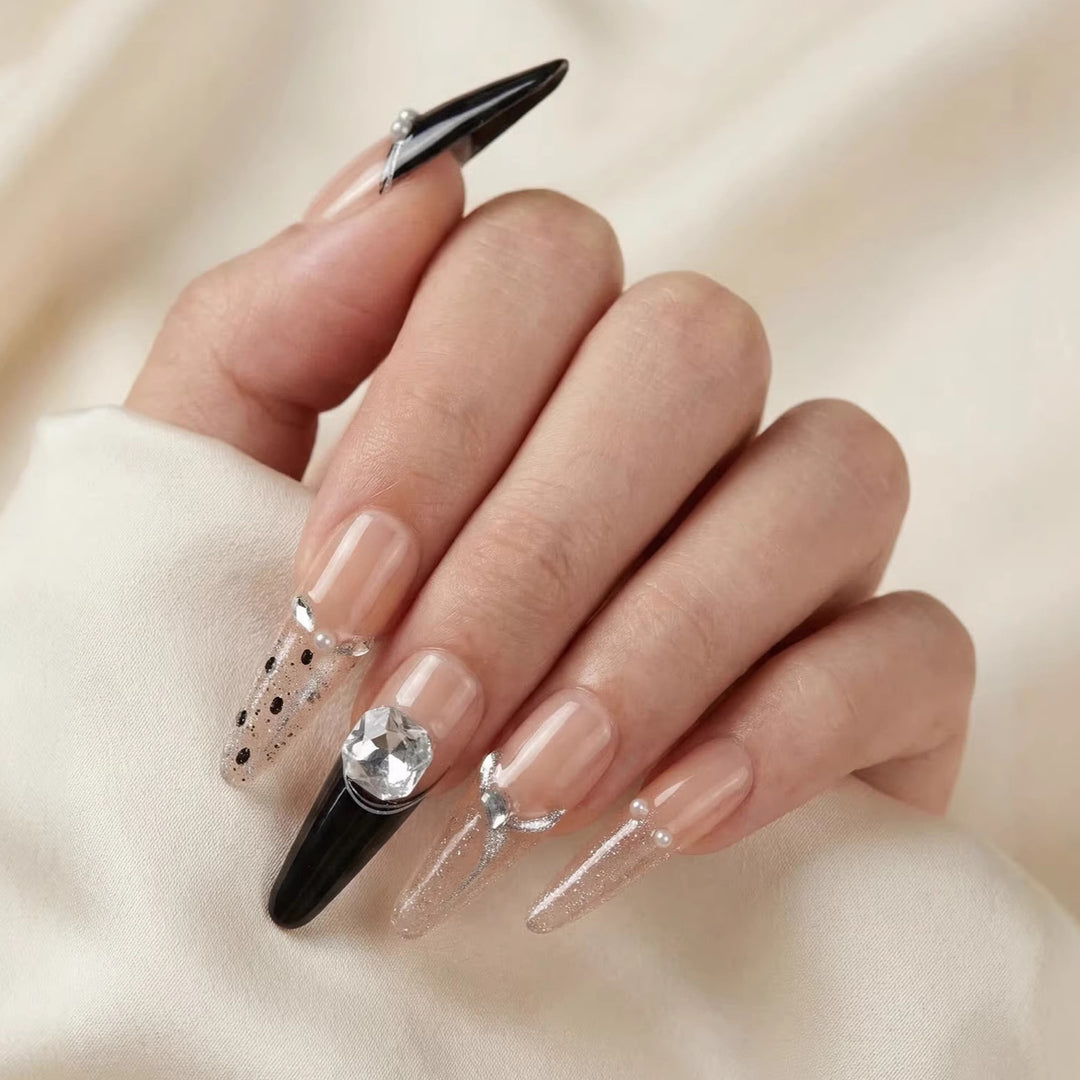 Artistic Rhinestone-Embellished Stiletto Press-On Nail Art Bowlift